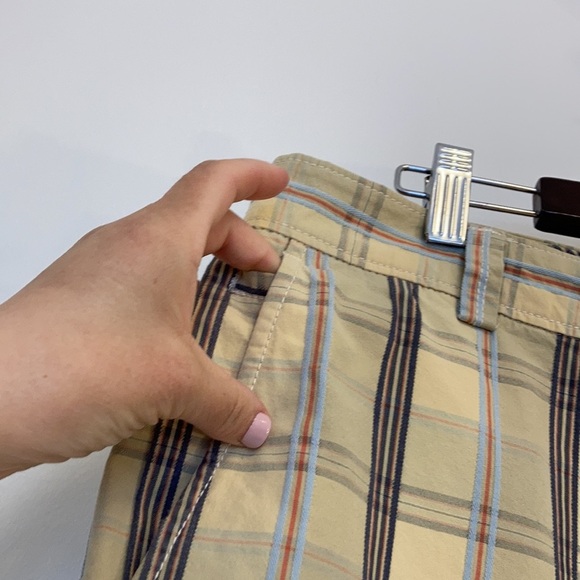 Tommy Bahama Shorts Mens 36 x 6 Yellow Plaid Cotton Silk Chino - Picture 3 of 9